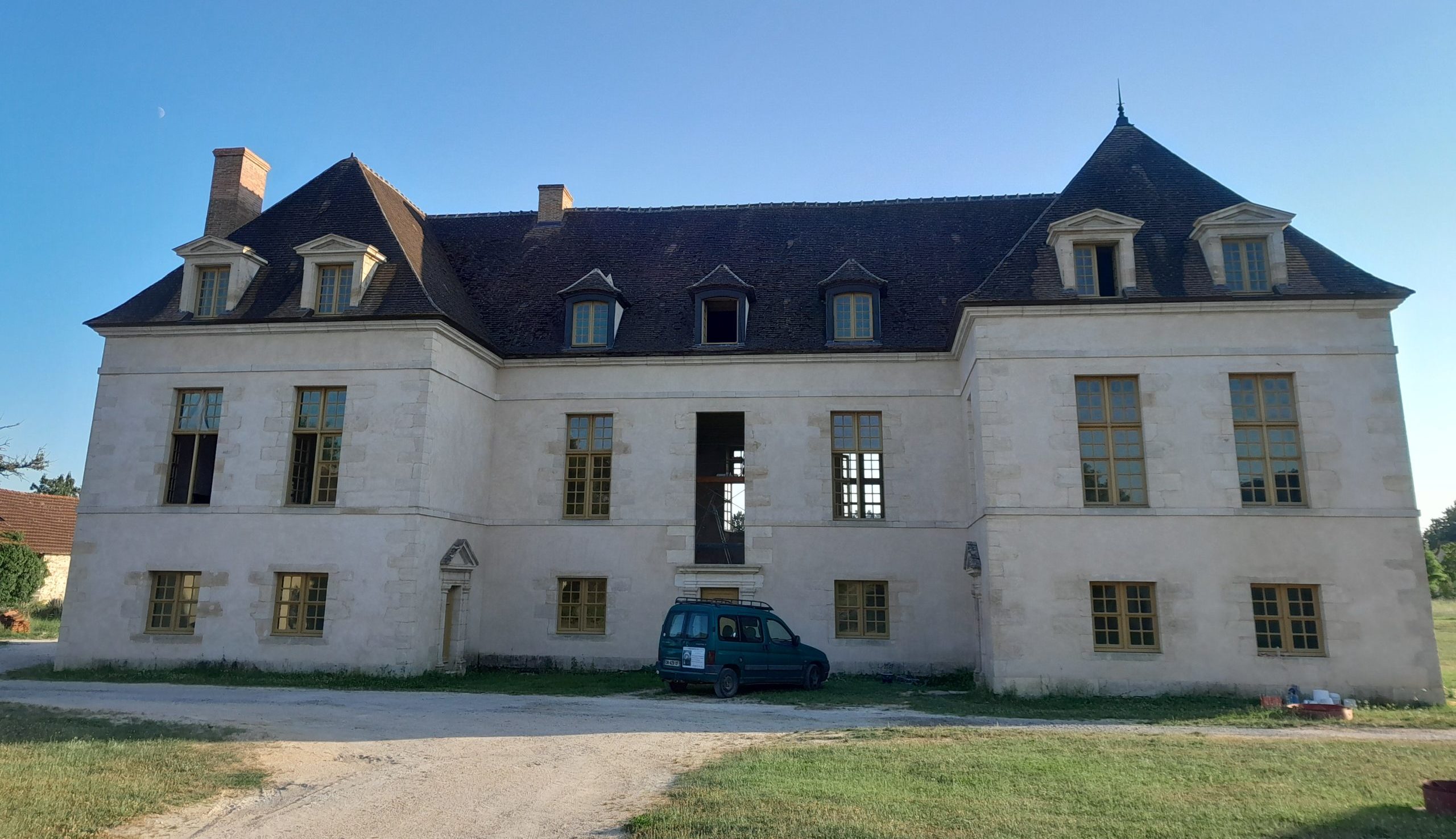 Vue de la façade Nord de château Fer