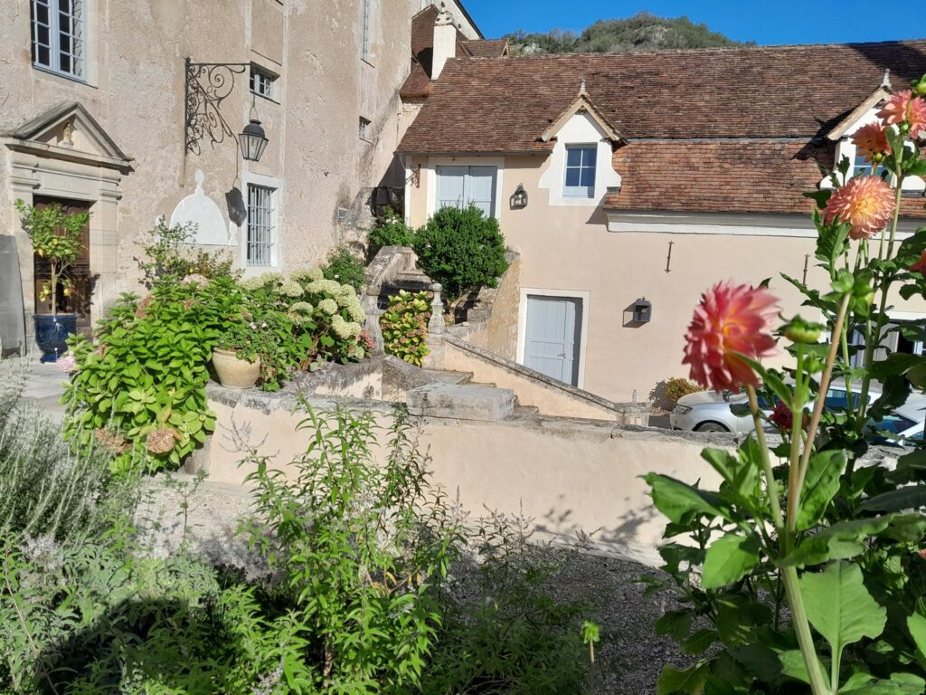 Enduits chaux badigeon extérieur château de Larnagol